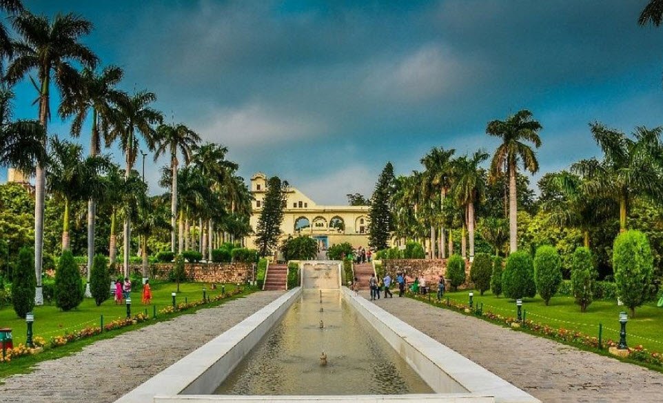 Pinjore Fort, Panchkula, Haryana - Vushii.com